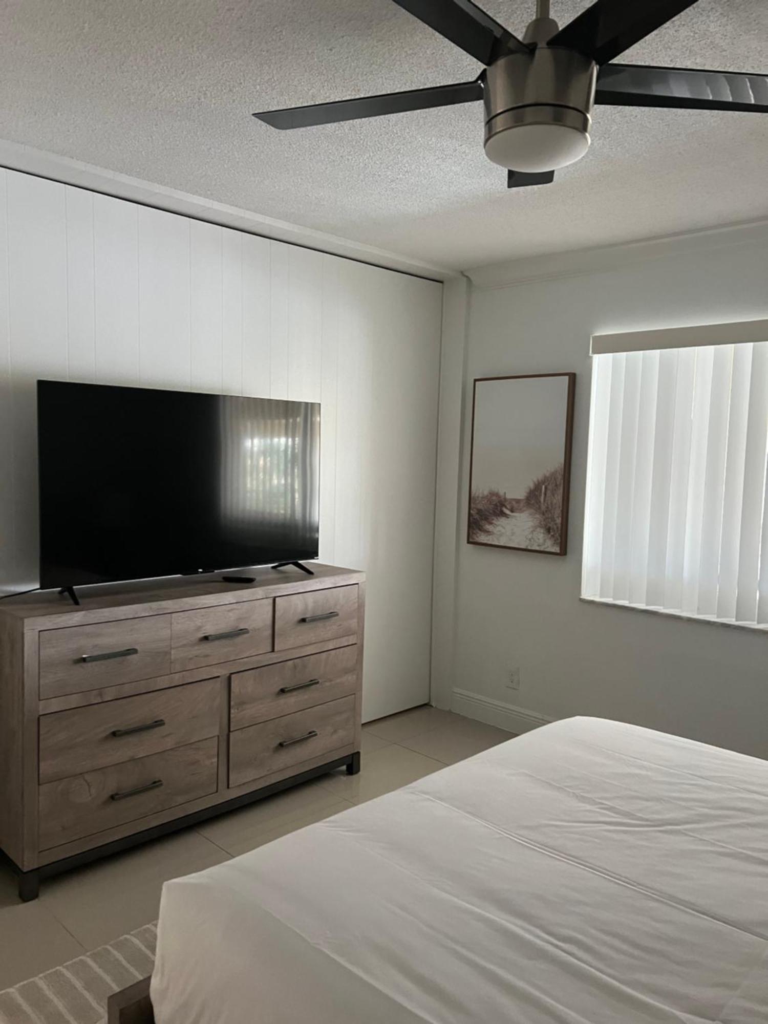 Royal Colonial Apartment Boca Raton Exterior foto